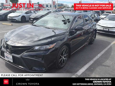 2024 Toyota Camry SE