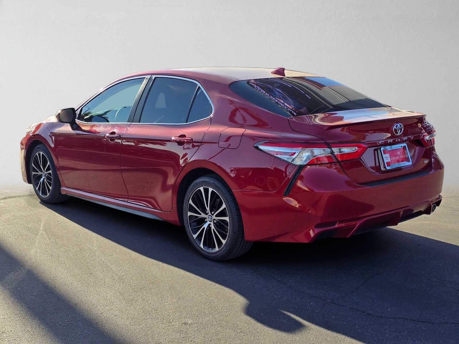 2020 Toyota Camry SE