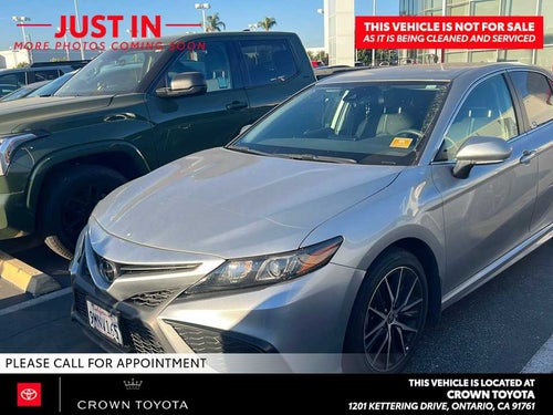 2024 Toyota Camry SE