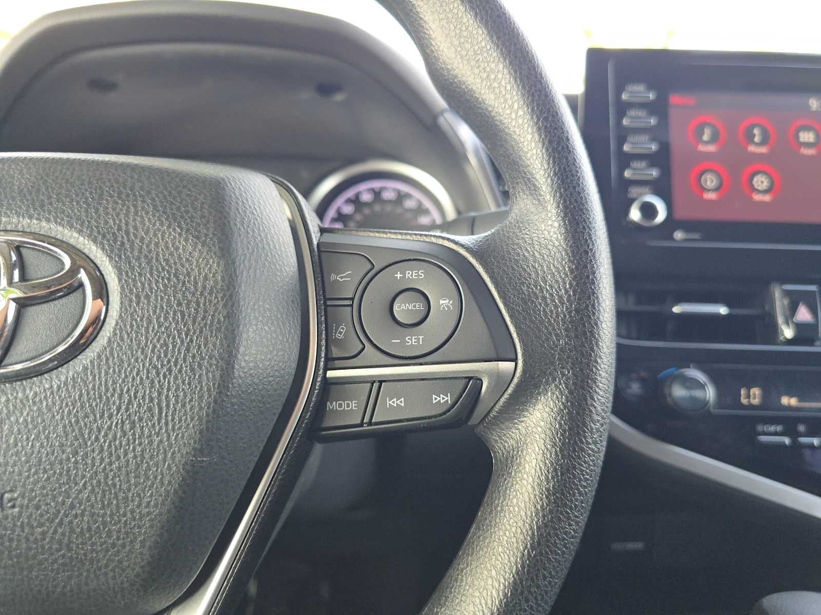 2022 Toyota Camry LE