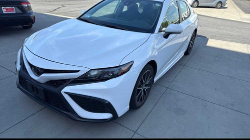 2024 Toyota Camry SE