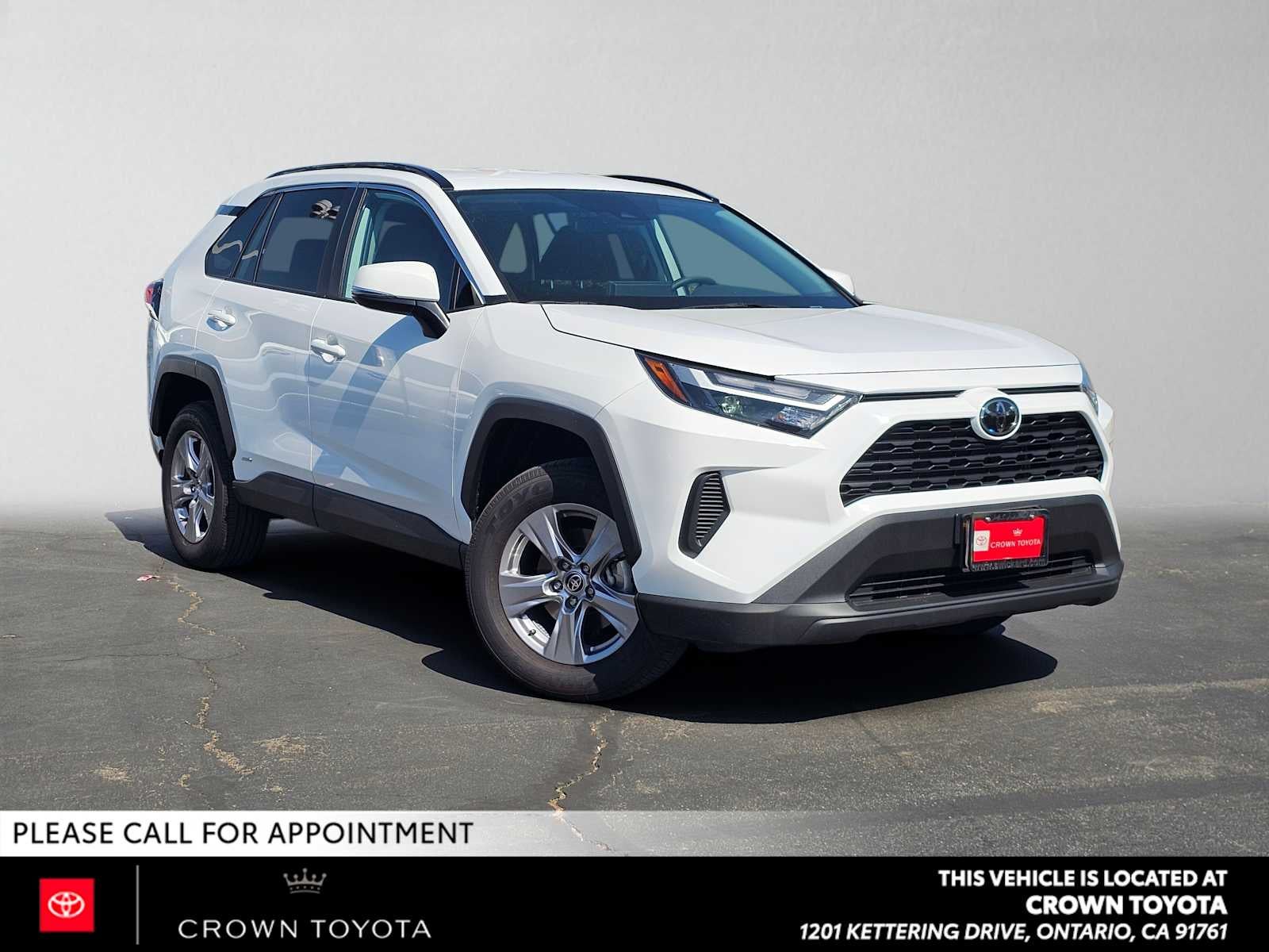 2025 Toyota RAV4 Hybrid XLE