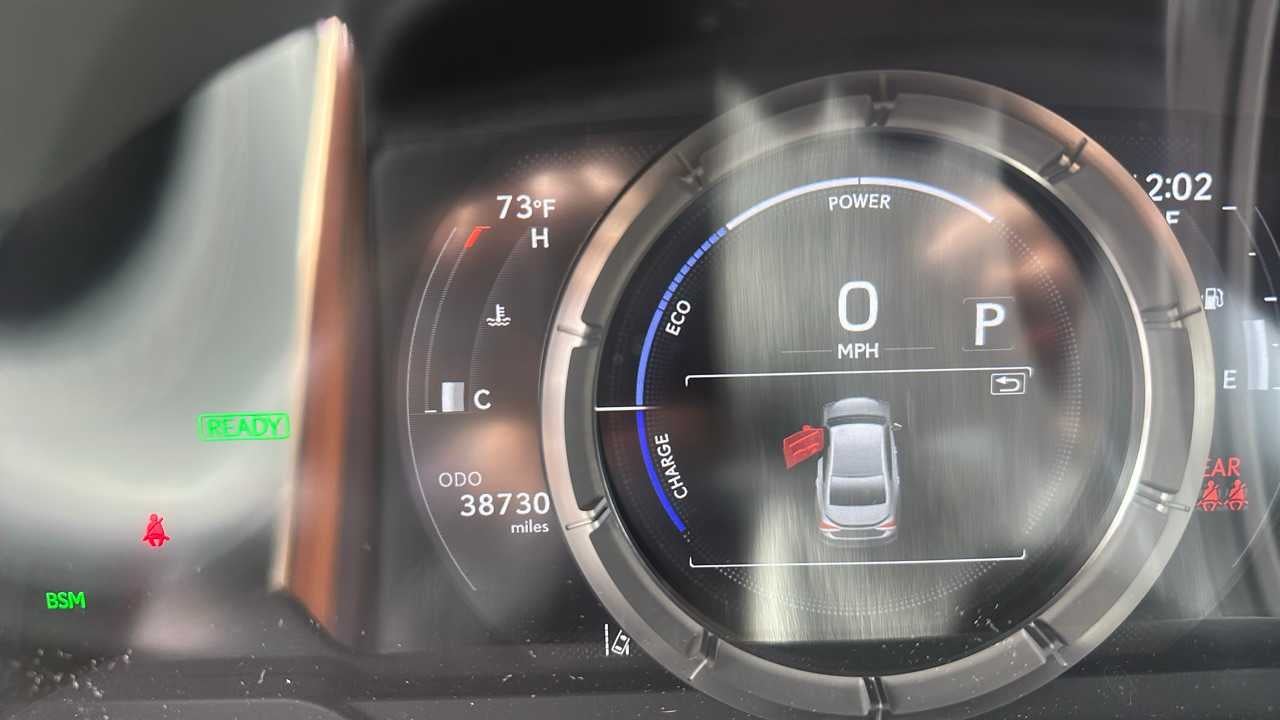 2023 Lexus ES 300h F SPORT Handling