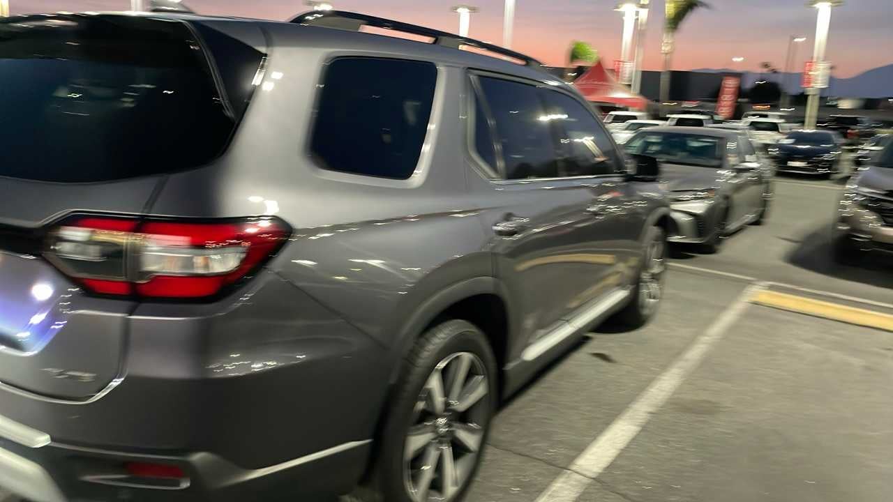 2025 Honda Pilot Elite