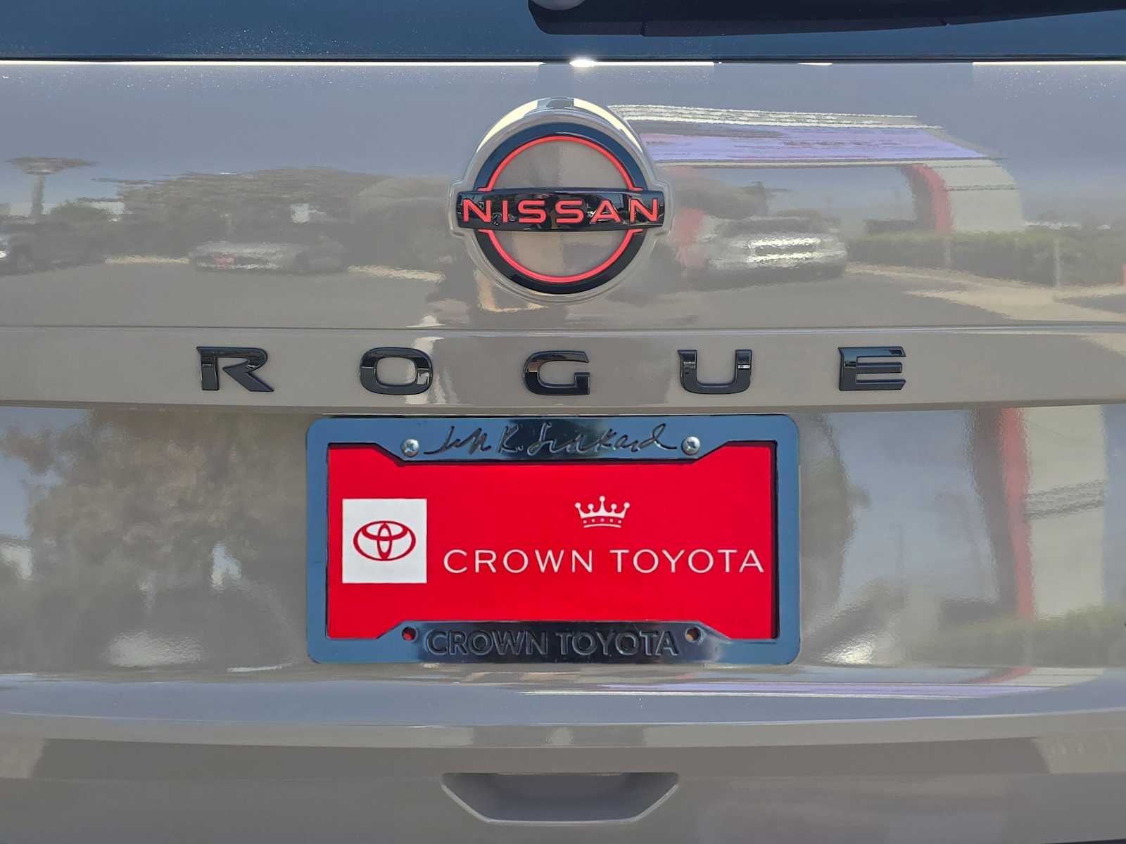 2025 Nissan Rogue Rock Creek