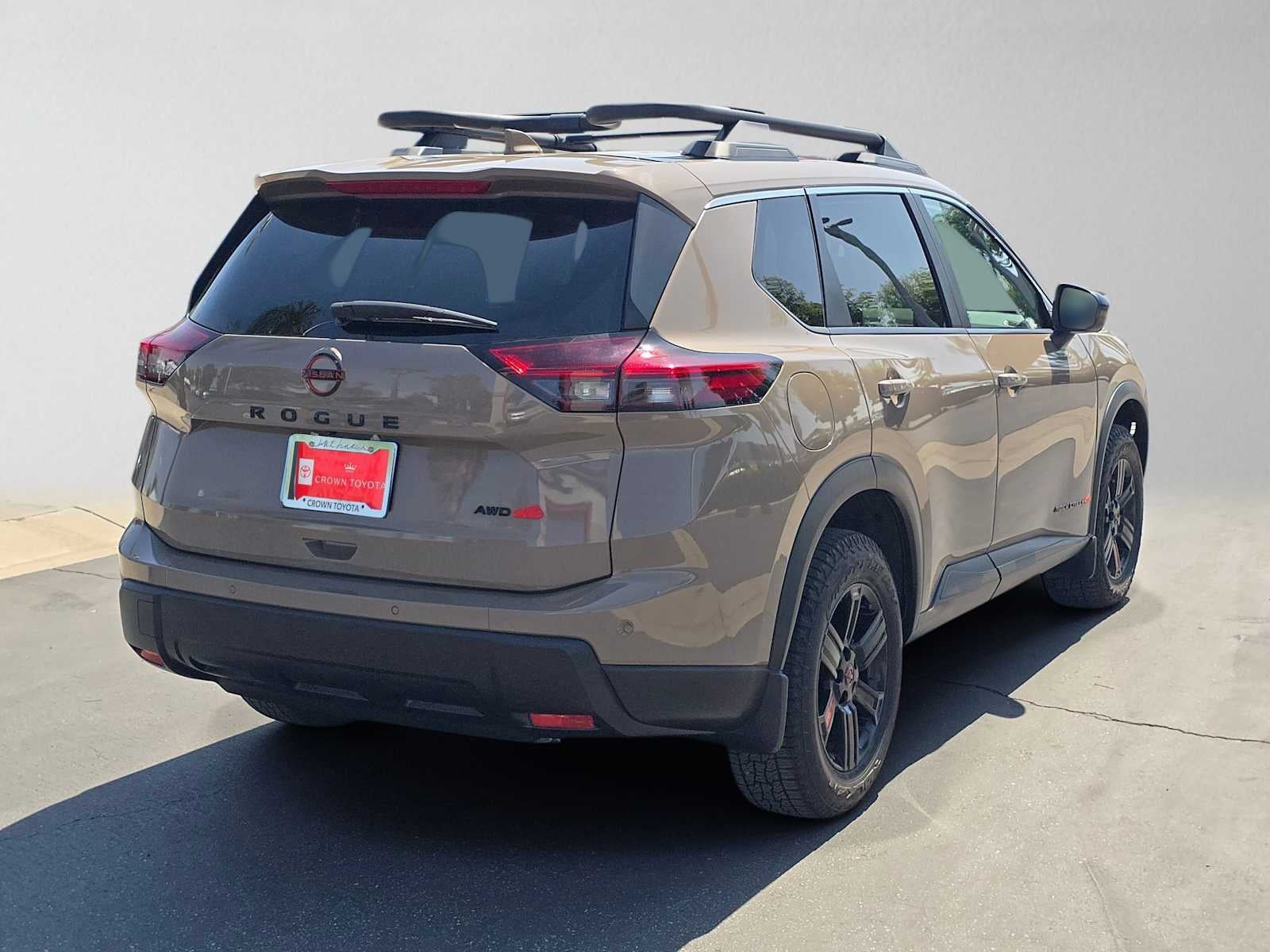 2025 Nissan Rogue Rock Creek