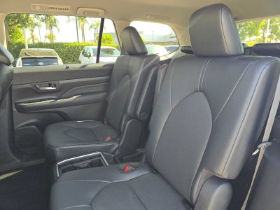 2025 Toyota Grand Highlander XLE
