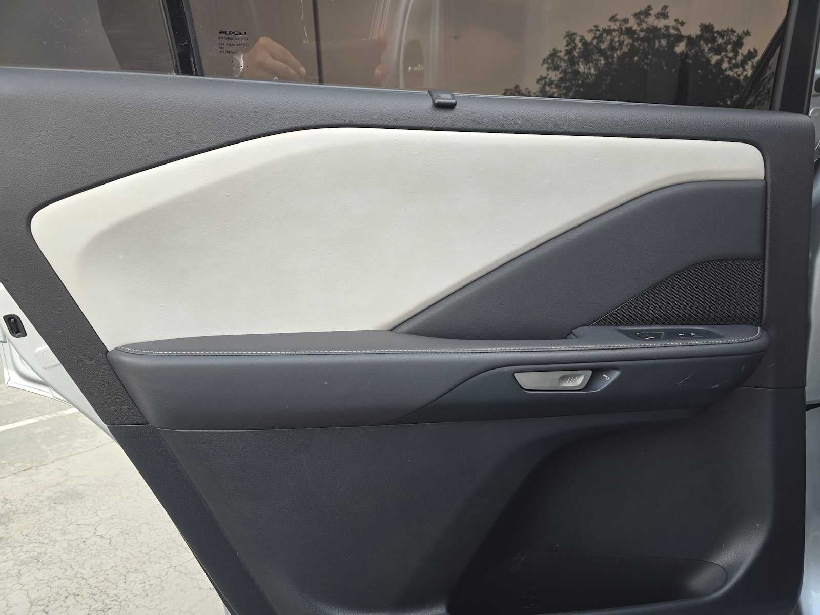 2024 Lexus TX Premium