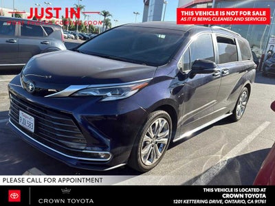2023 Toyota Sienna Platinum
