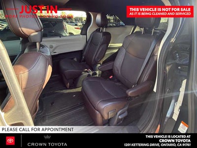 2023 Toyota Sienna Platinum