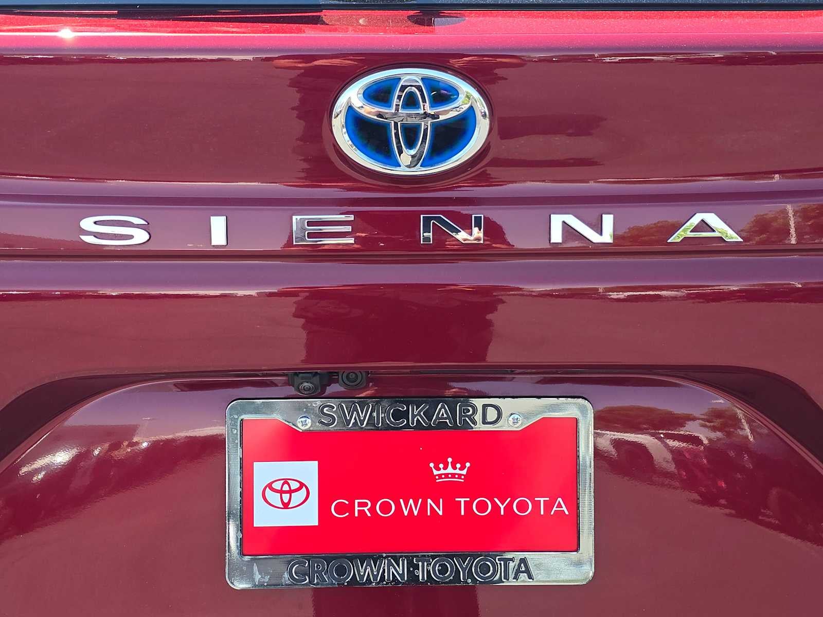 2024 Toyota Sienna Platinum