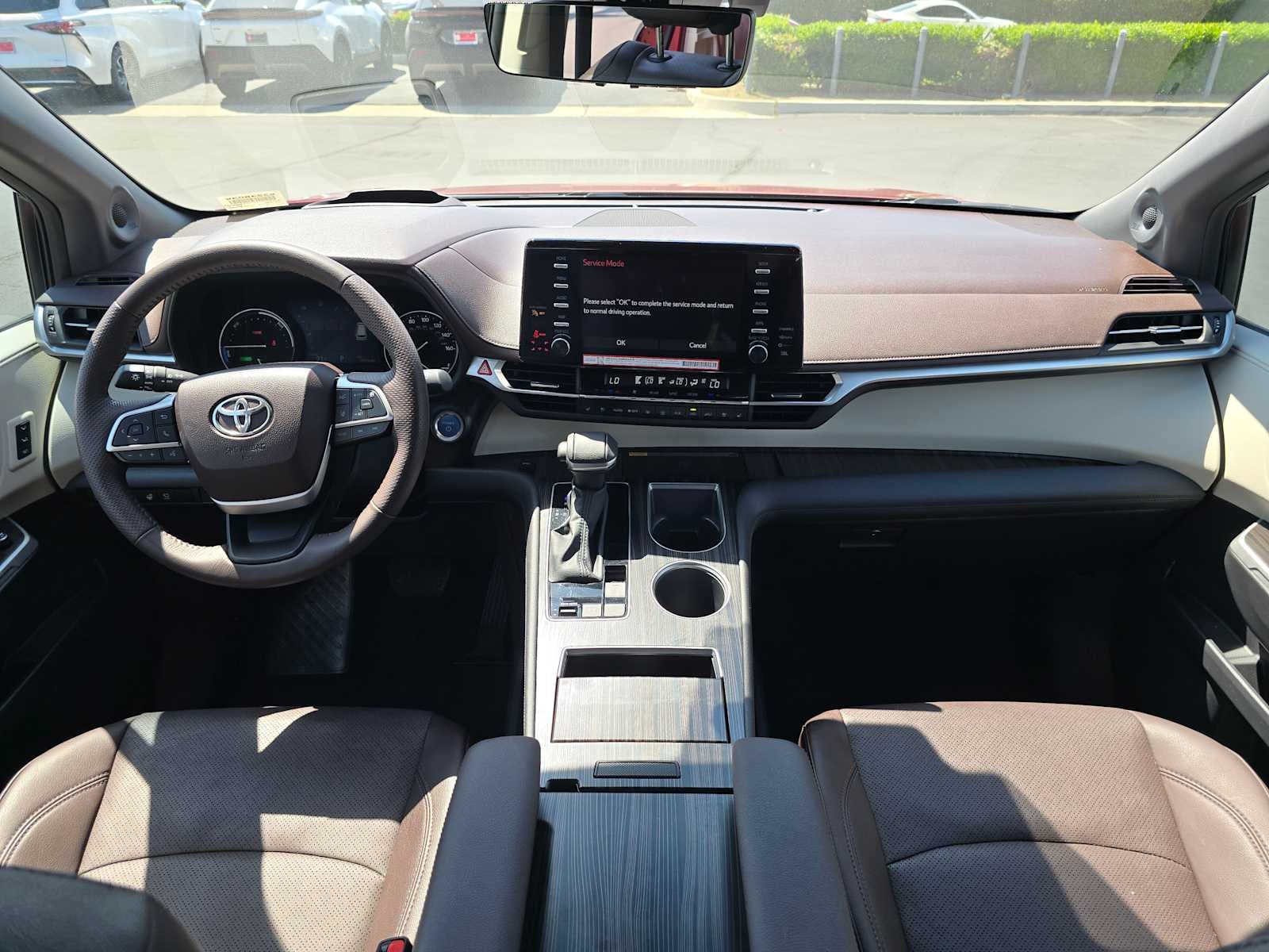 2024 Toyota Sienna Platinum