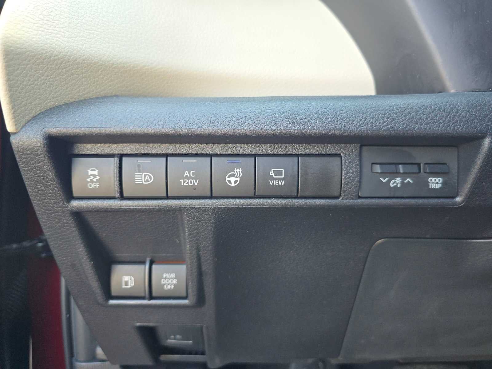 2024 Toyota Sienna Platinum