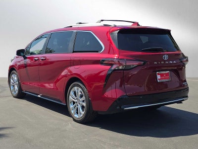 2024 Toyota Sienna Platinum