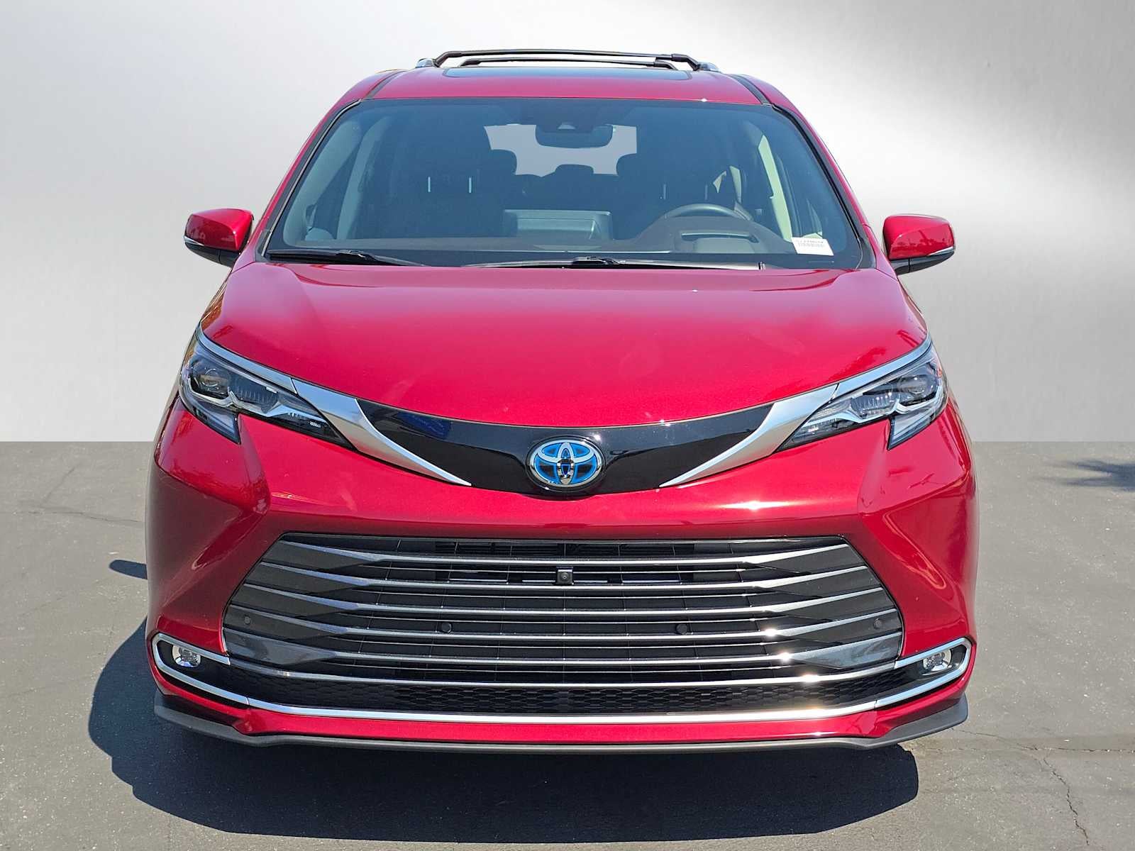 2024 Toyota Sienna Platinum