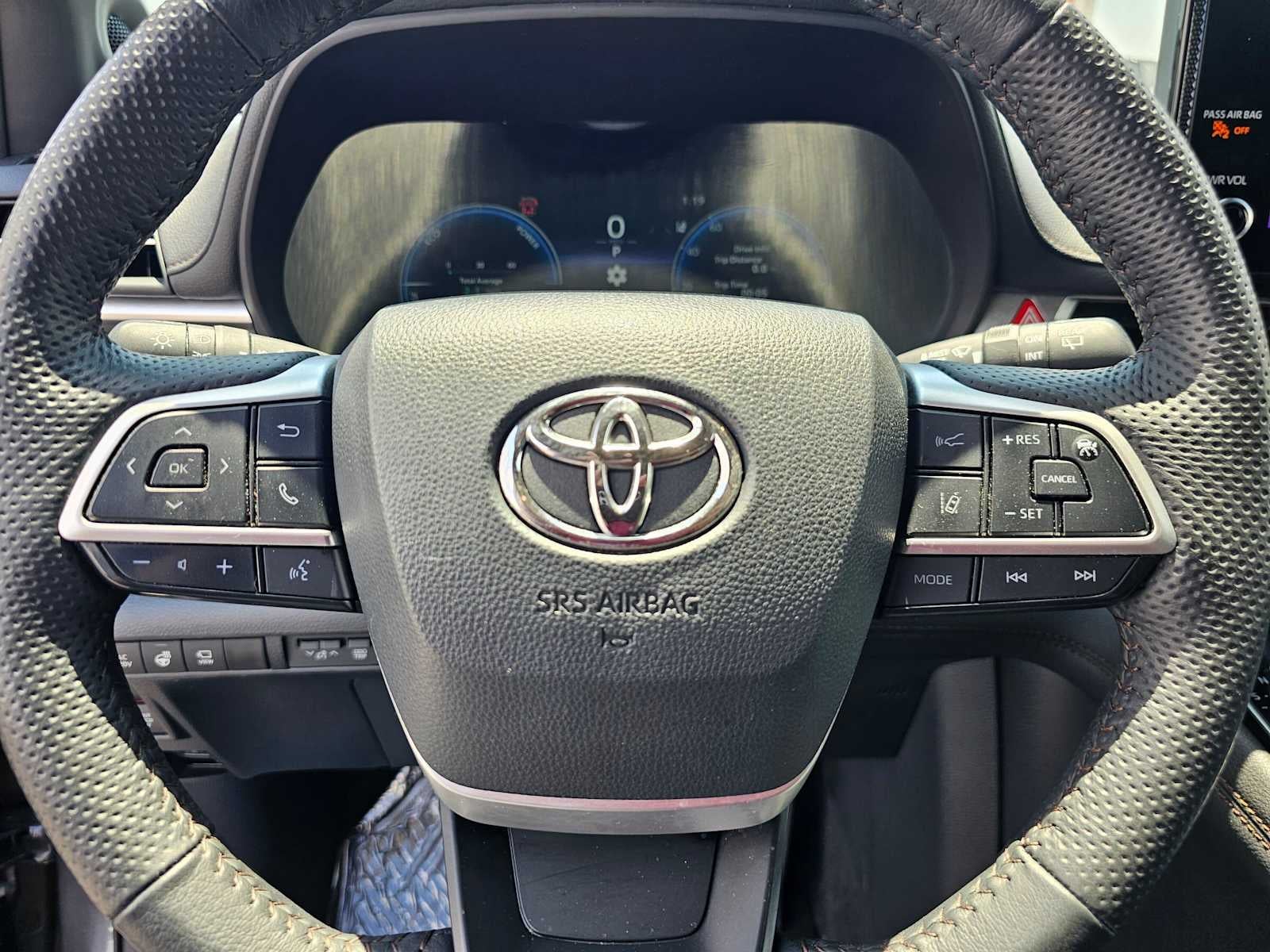2025 Toyota Sienna Platinum
