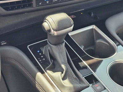 2025 Toyota Sienna Platinum