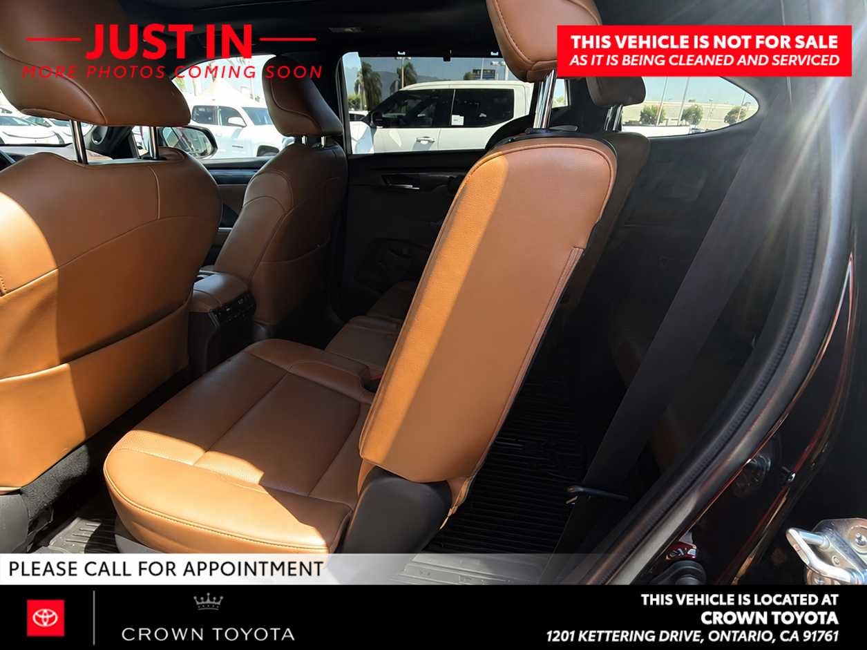 2022 Toyota Highlander Platinum