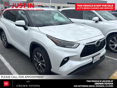 2022 Toyota Highlander XLE