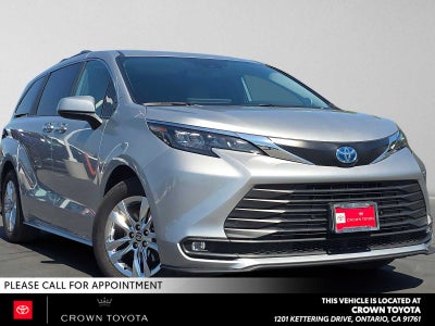 2025 Toyota Sienna XLE
