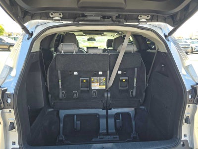 2025 Toyota Sienna XLE
