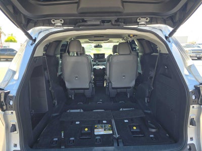 2025 Toyota Sienna XLE