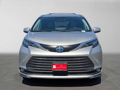 2025 Toyota Sienna XLE