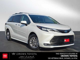 2024 Toyota Sienna XLE