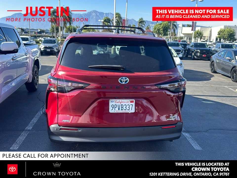 2024 Toyota Sienna XLE