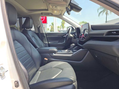 2023 Toyota Highlander Hybrid XLE