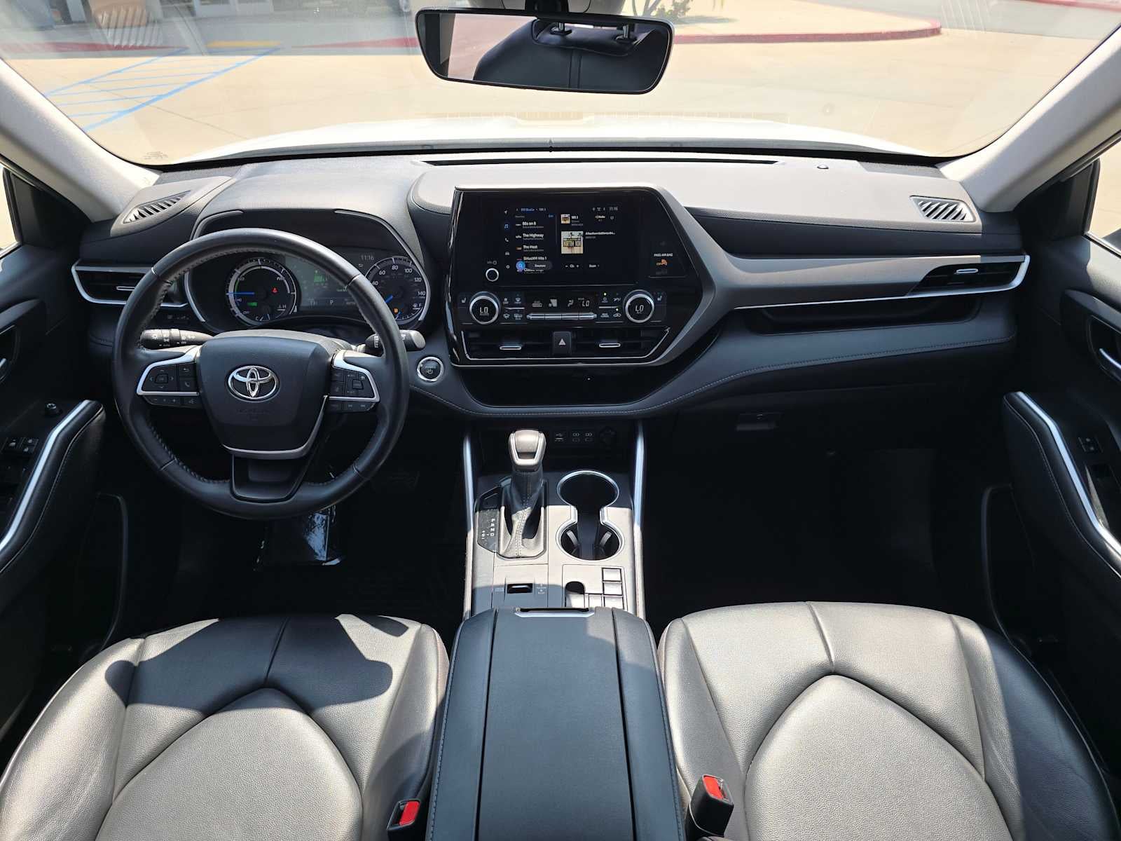 2023 Toyota Highlander Hybrid XLE