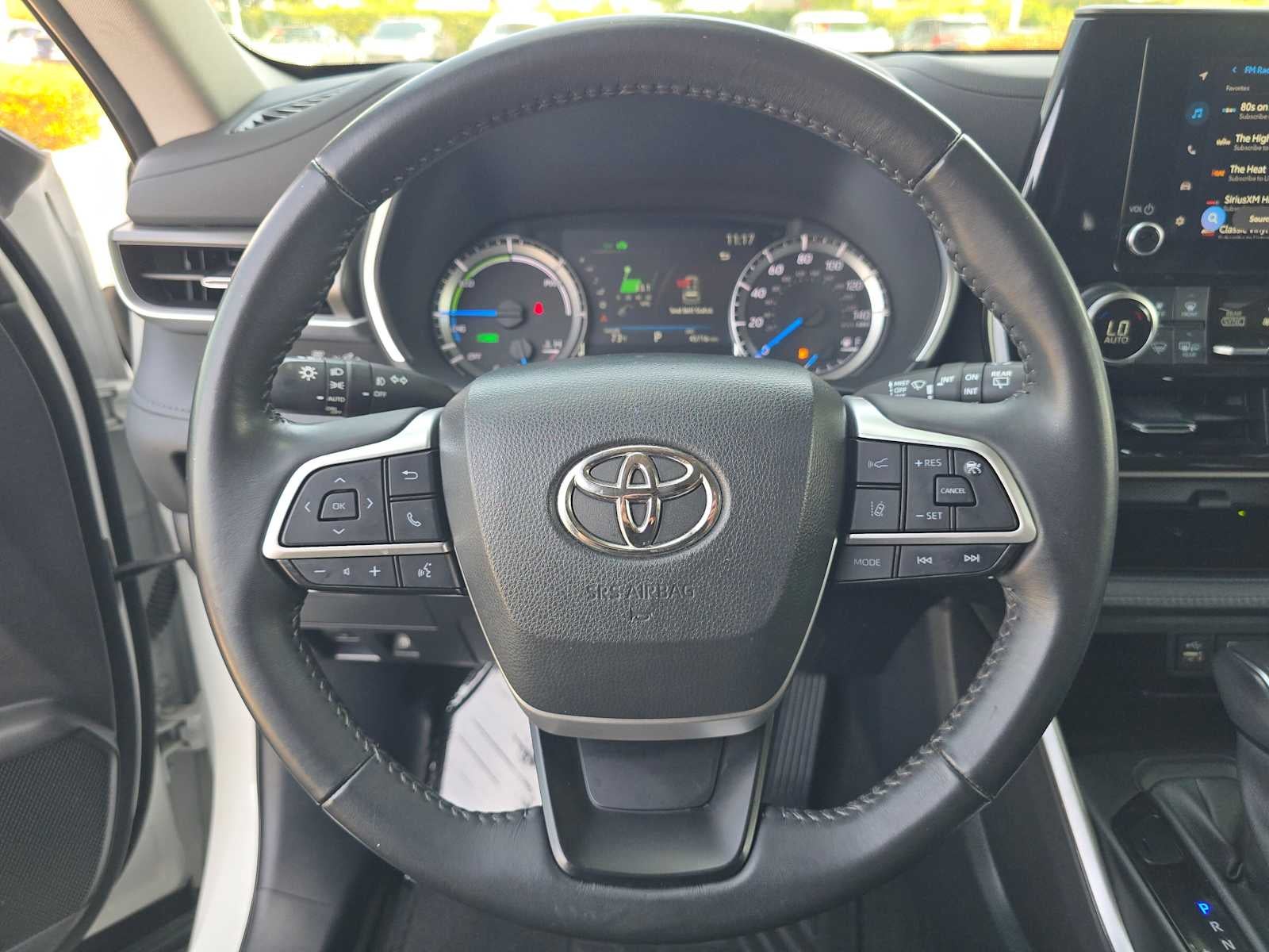 2023 Toyota Highlander Hybrid XLE