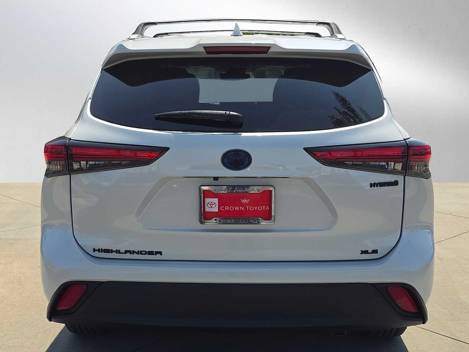 2023 Toyota Highlander Hybrid XLE