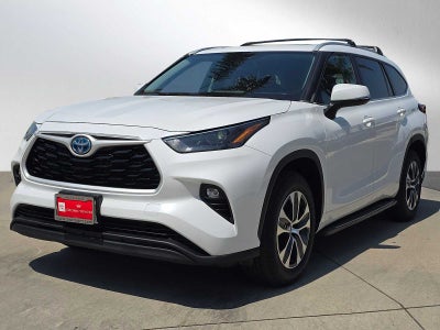 2023 Toyota Highlander Hybrid XLE