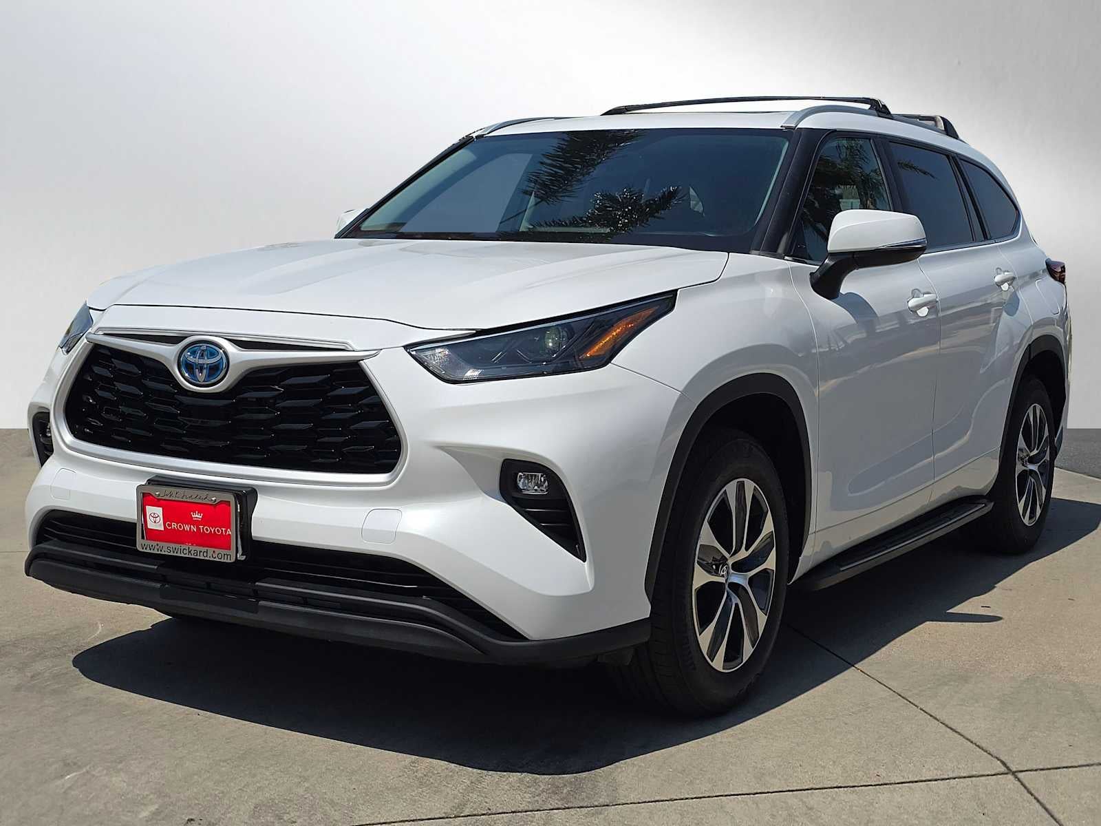 2023 Toyota Highlander Hybrid XLE