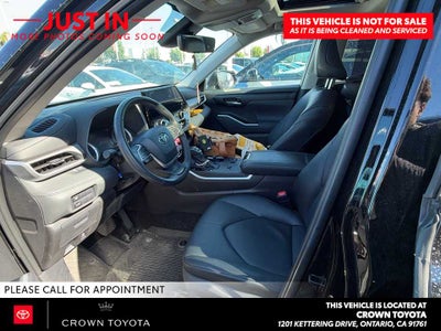 2025 Toyota Highlander Hybrid XLE