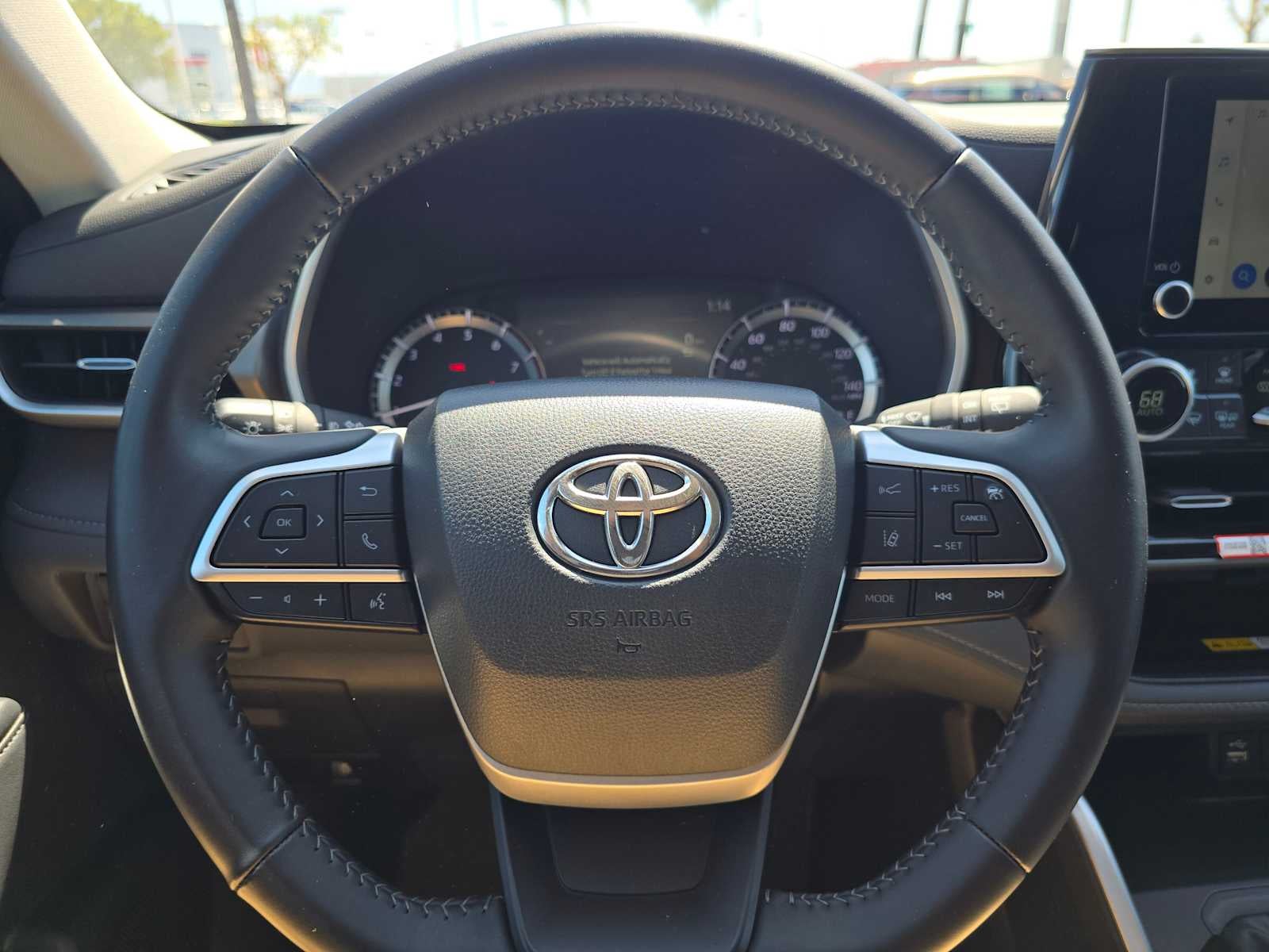 2025 Toyota Highlander XLE