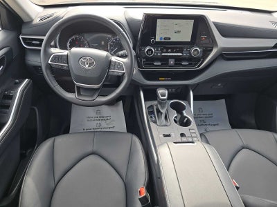2025 Toyota Highlander XLE