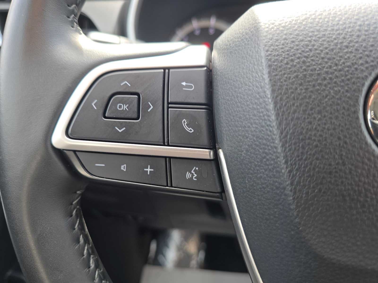 2025 Toyota Highlander XLE