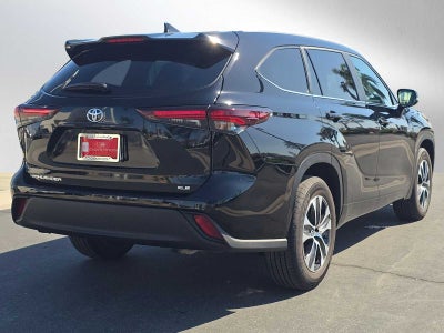 2025 Toyota Highlander XLE