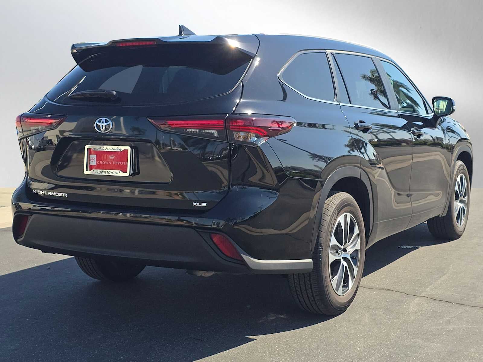 2025 Toyota Highlander XLE