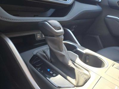 2025 Toyota Highlander XLE