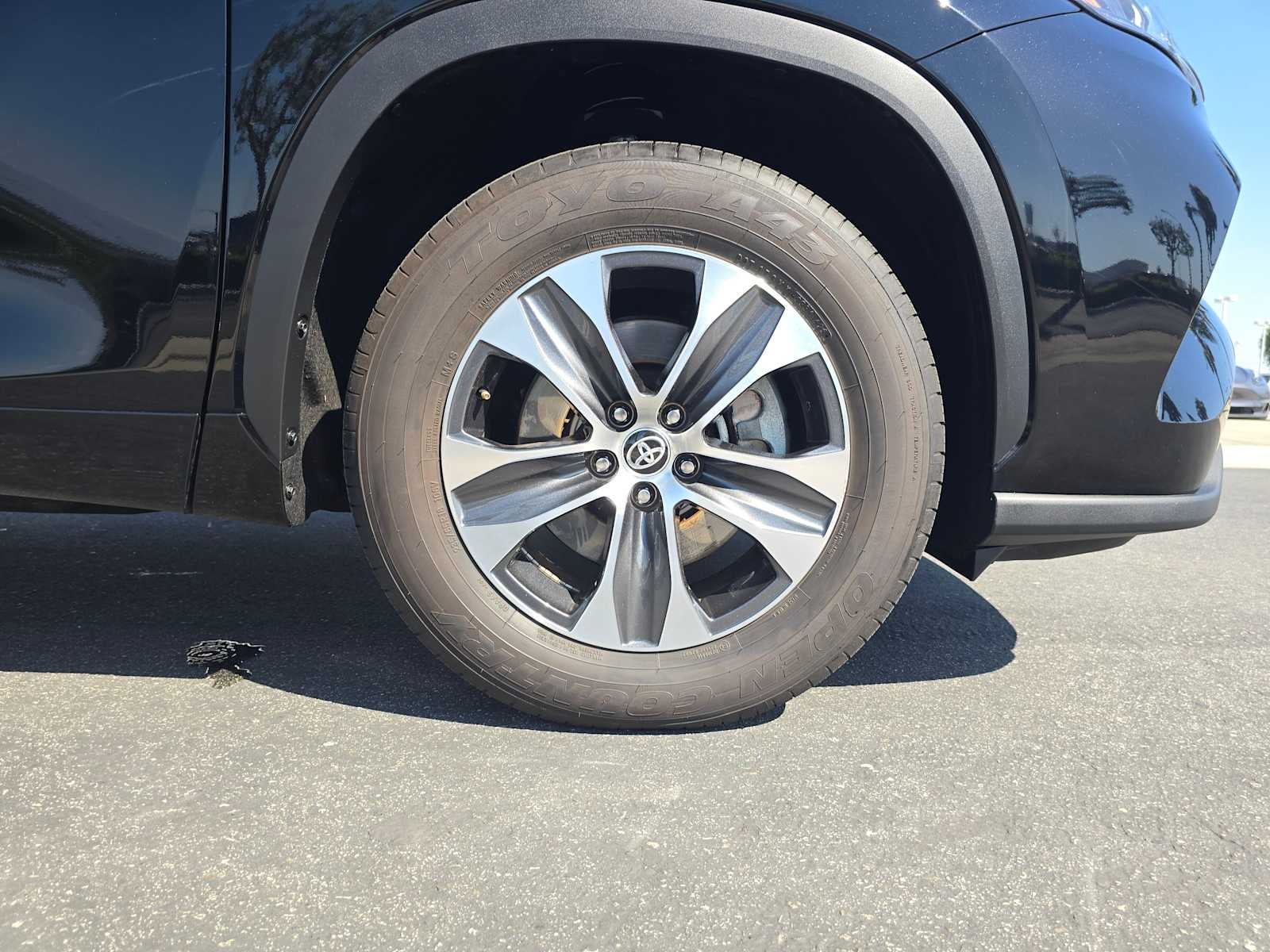 2025 Toyota Highlander XLE