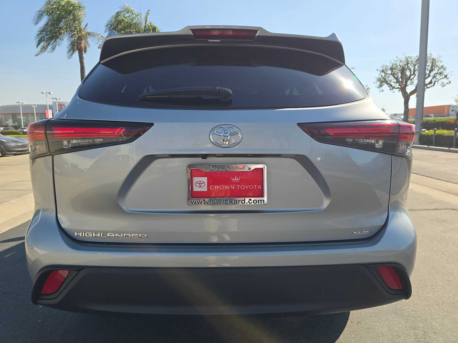 2025 Toyota Highlander XLE