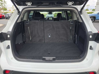 2025 Toyota Highlander XLE