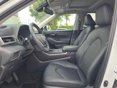2025 Toyota Highlander XLE