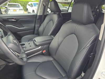 2025 Toyota Highlander XLE