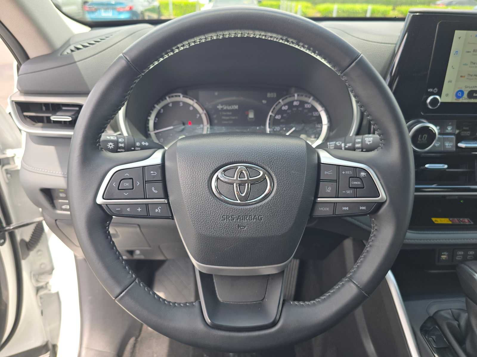 2025 Toyota Highlander XLE