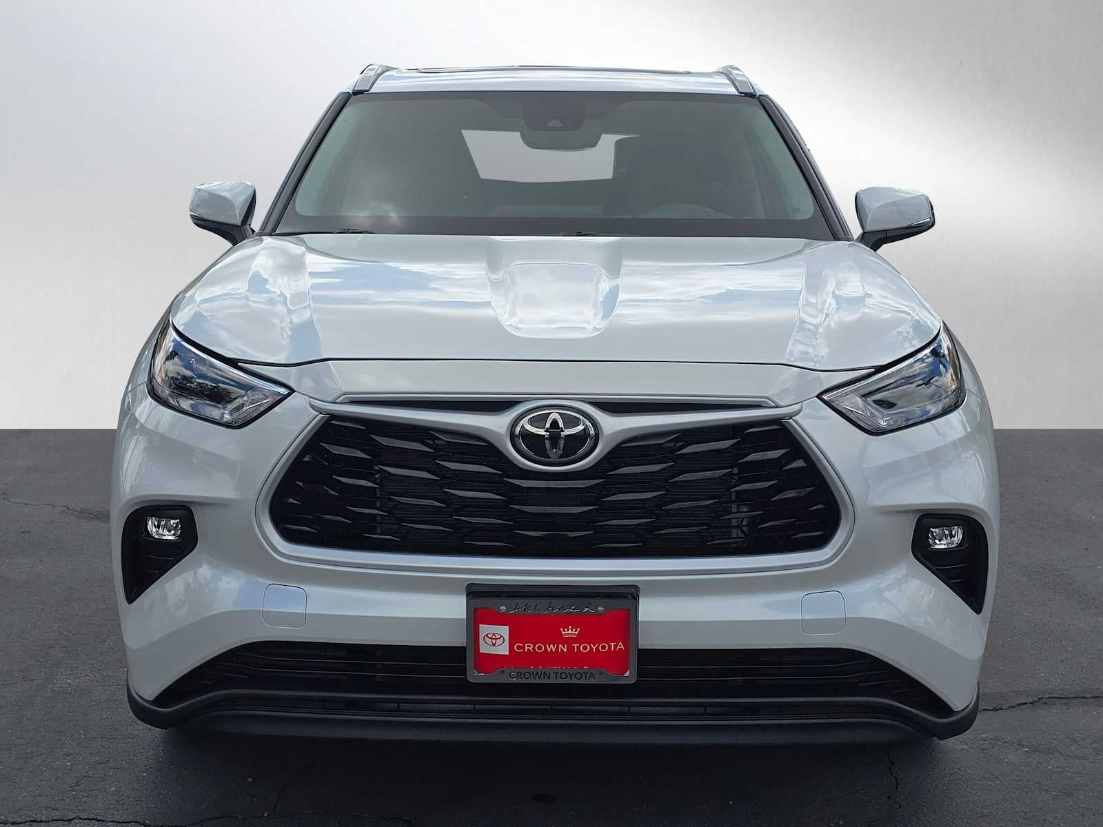 2025 Toyota Highlander XLE