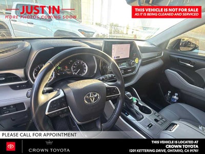 2023 Toyota Highlander XLE